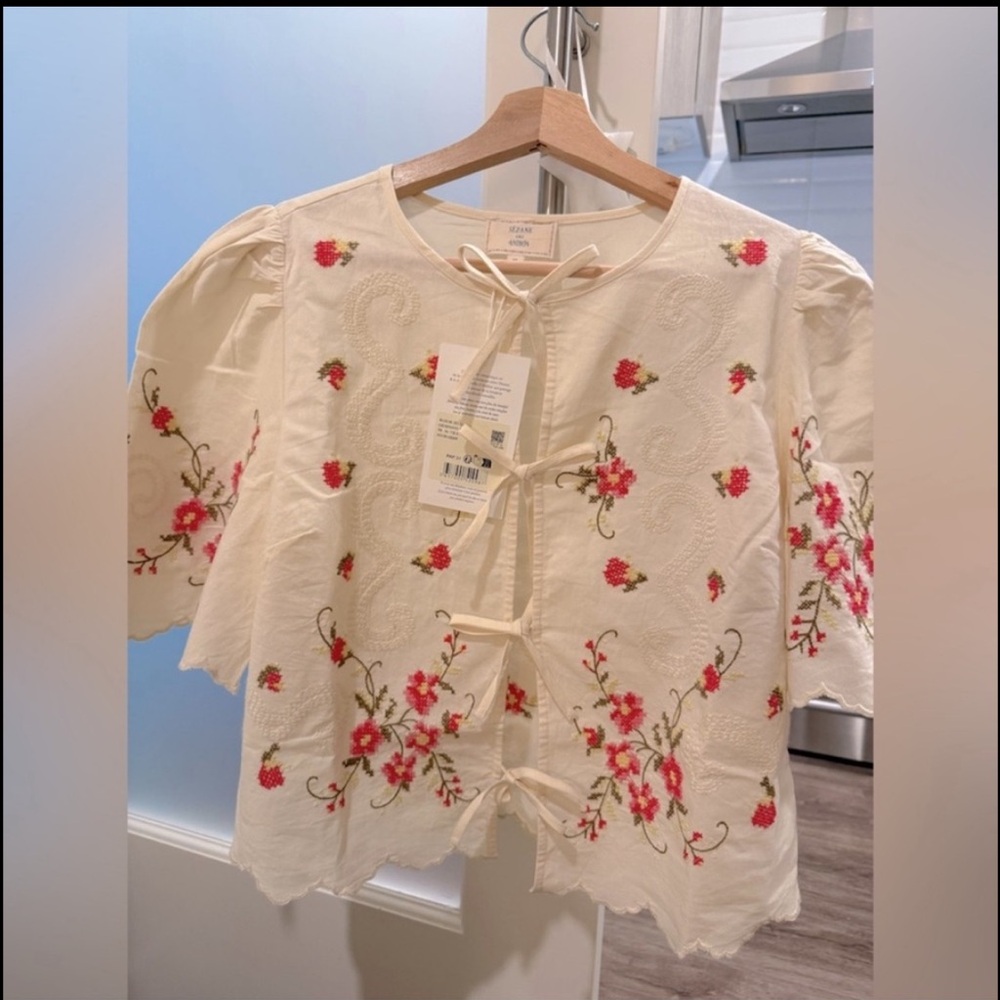 Sezane Zelia Blouse - Sézane X Andion Cream With Pink Floral Embroidery - Picture 2 of 4
